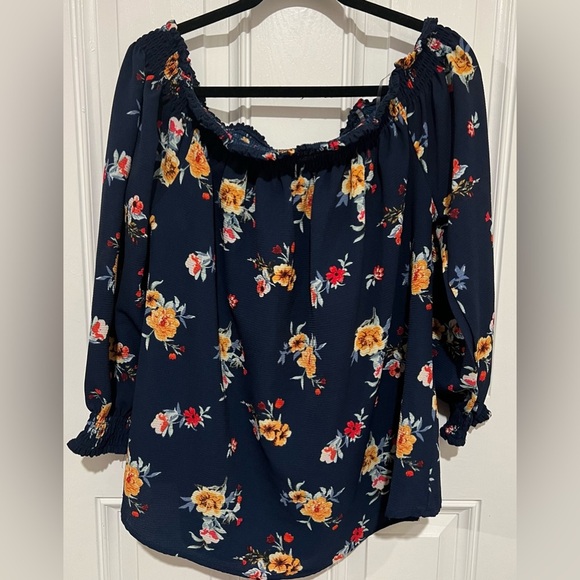 Rue+ Navy Blue w/ Yellow & Red Floral Design Off Shoulder Flowy Blouse Size 2X - Picture 2 of 9